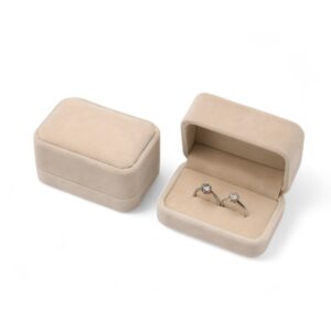 Beige Ringbox für 2 Ringe aus Samt für Heiratsantrag, Verlobung, Hochzeit – Ringschachtel für 2 Ringe